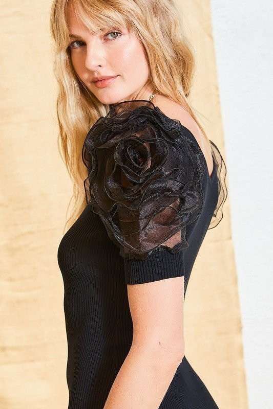 Vestido con Tul Transparente